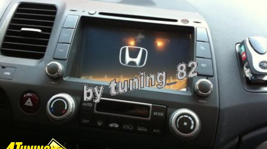 Dvd Gps Auto Navigatie Dedicata Honda Civic Sedan Navd C044 PLATFORMA S100 GPS TV DVR CARKIT