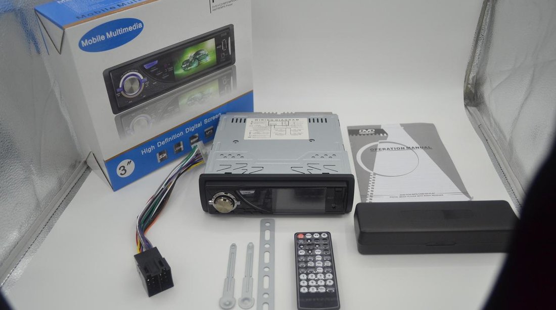 Dvd Player Auto 1DIN Universal Ecran 3'' Fata Detasabila DIVX 2 Iesiri Video Model P-300
