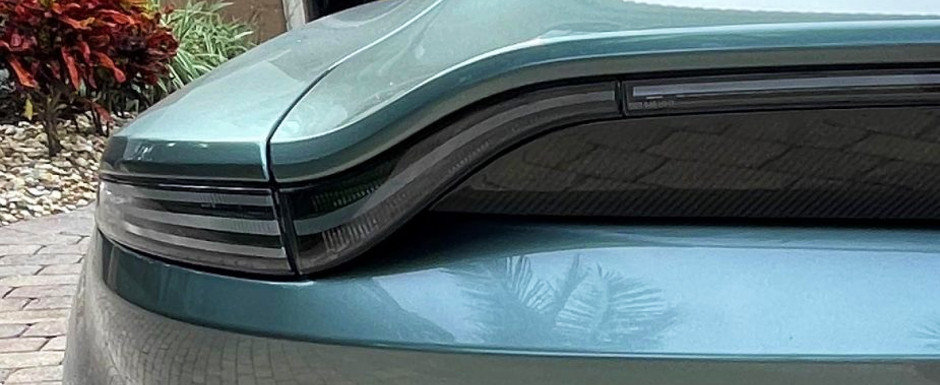 E aproape imposibil sa gasesti una de cumparat. Masina din 2020 are transmisie manuala si e de 8.47 ori mai rara decat un Bugatti de 2.4 milioane euro E aproape imposibil sa gasesti una de cumparat. Masina din 2020 are transmisie manuala si e de 8.47 ori mai rara decat un Bugatti de 2.4 milioane euro
