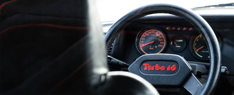 E aproape imposibil sa gasesti una de cumparat. Masina din 1984 are motor turbo de 1.8 litri si 197 de cai si e de 2.5 ori mai rara decat un Bugatti de 2.4 milioane de euro E aproape imposibil sa gasesti una de cumparat. Masina din 1984 are motor turbo de 1.8 litri si 197 de cai si e de 2.5 ori mai rara decat un Bugatti de 2.4 milioane de euro