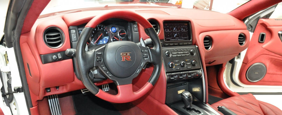 E aproape imposibil sa gasesti una de cumparat. Masina din 2014 e de peste 12.8 ori mai rara decat un Bugatti de 2.4 milioane euro E aproape imposibil sa gasesti una de cumparat. Masina din 2014 e de peste 12.8 ori mai rara decat un Bugatti de 2.4 milioane euro