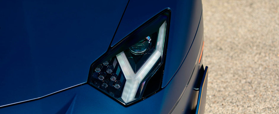 E aproape imposibil sa gasesti una de cumparat. Masina din 2020 are motor V12 de 759 CP si e de 7.9 ori mai rara decat un Bugatti de 2.4 milioane E aproape imposibil sa gasesti una de cumparat. Masina din 2020 are motor V12 de 759 CP si e de 7.9 ori mai rara decat un Bugatti de 2.4 milioane
