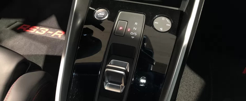 E aproape imposibil sa gasesti una de cumparat. Masina din 2022 are un motor turbo de 2.5 litri si 500 CP si e de 2.5 ori mai rara decat un Bugatti de 2.4 milioane de euro E aproape imposibil sa gasesti una de cumparat. Masina din 2022 are un motor turbo de 2.5 litri si 500 CP si e de 2.5 ori mai rara decat un Bugatti de 2.4 milioane de euro