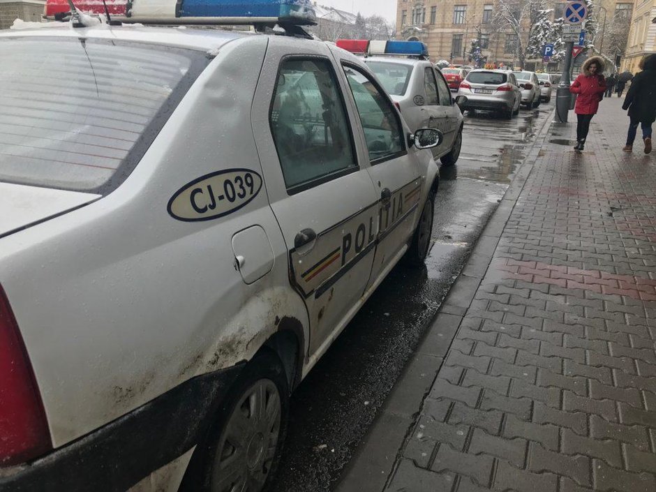 Echipamente esentiale care le lipsesc politistilor rutieri din Romania. Esti de acord? Echipamente esentiale care le lipsesc politistilor rutieri din Romania. Esti de acord?