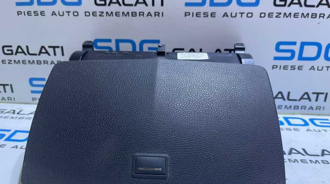 Ecran Display Afisaj Multimedia Bord Mercedes W204 C Class 2007 - 2014 Cod A2048205497