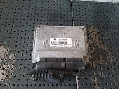 Ecu calculator motor 1.2 b skoda fabia 1 6y 03d906033c 5wp4029202