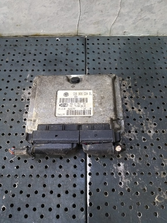Ecu calculator motor 1.4 b skoda fabia 1 6y 036906034bl 6160056203 iaw4lvaa