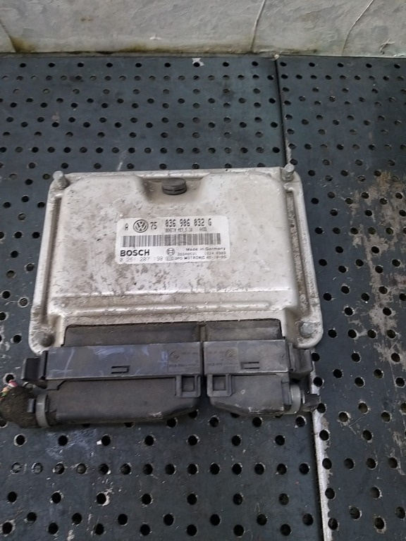 Ecu calculator motor 1.4 b vw golf 4 1j 036906032g 0261207190