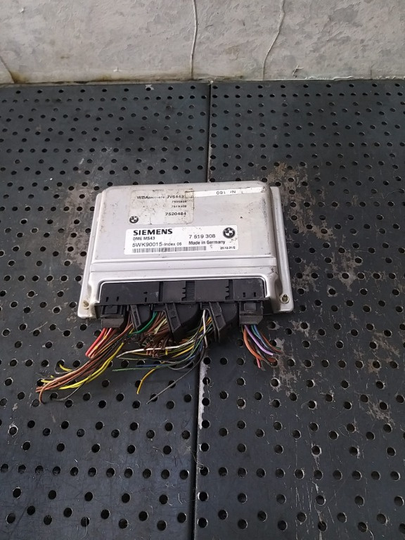 Ecu calculator motor 3.0 b bmw x5 e53 7519308 5wk90015