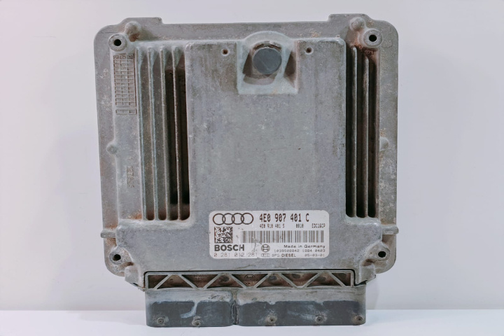 ECU Calculator Motor 4E0907401C Volkswagen VW Touareg generatia 1 7L [2002 - 2007]