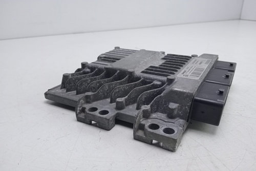 ECU Calculator Motor 8200565863 / 8200592611 / S122326109A / SID301 Renault Scenic 2 [2003 - 2006]