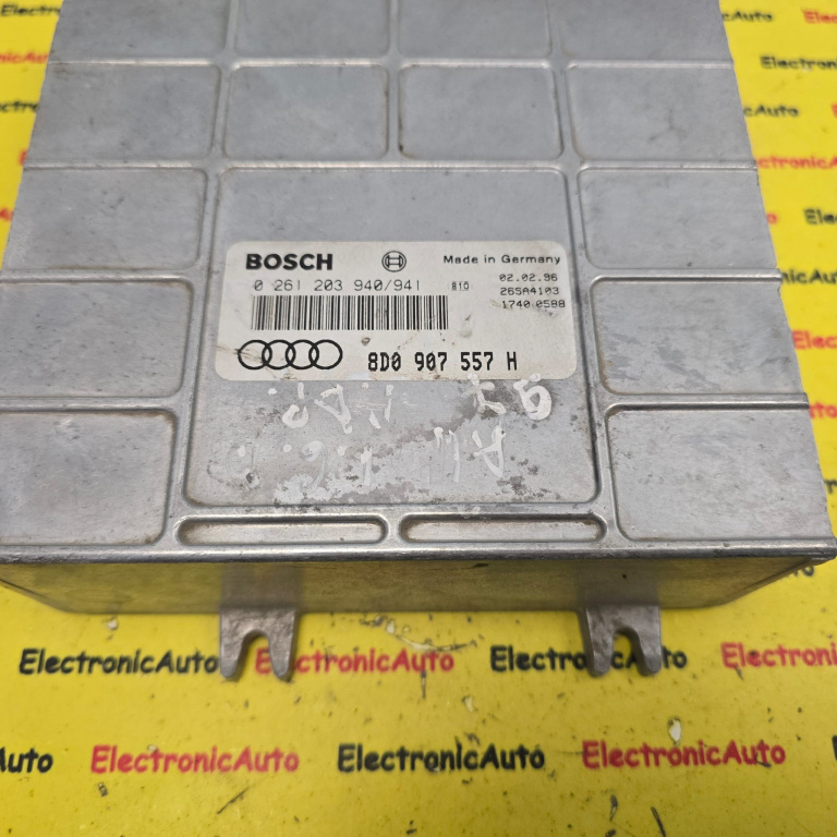 ECU Calculator motor Audi A4 8D0907557H, 0261203940