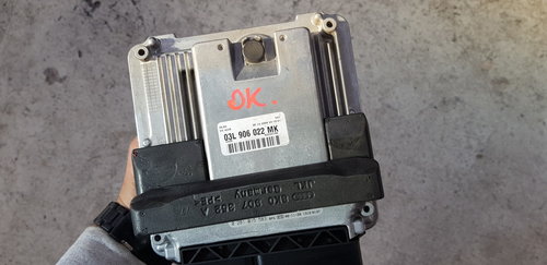 Ecu Calculator motor Audi A4 B8 2.0 TDI 2009 2010 CAGe
