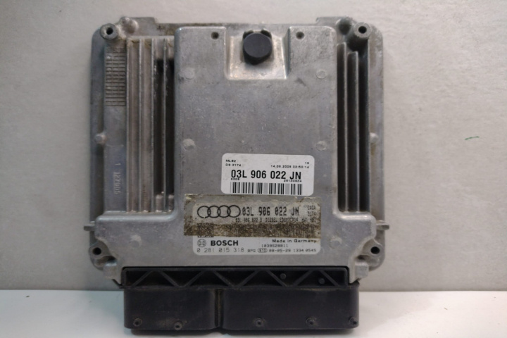 ECU Calculator Motor Bosch 03L906022JN Audi Q5 8R [2008 - 2012]