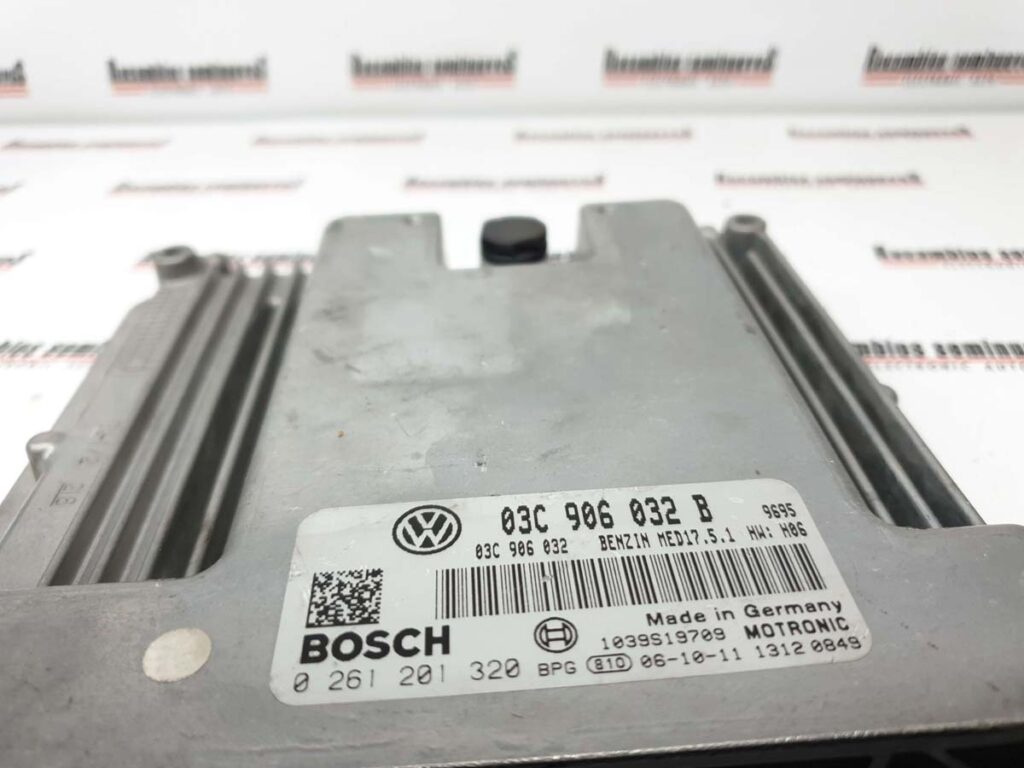 ECU Calculator Motor BOSCH VOLKSWAGEN GOLF, 0261201320, MED1751, 03C906032B, 03C906032,