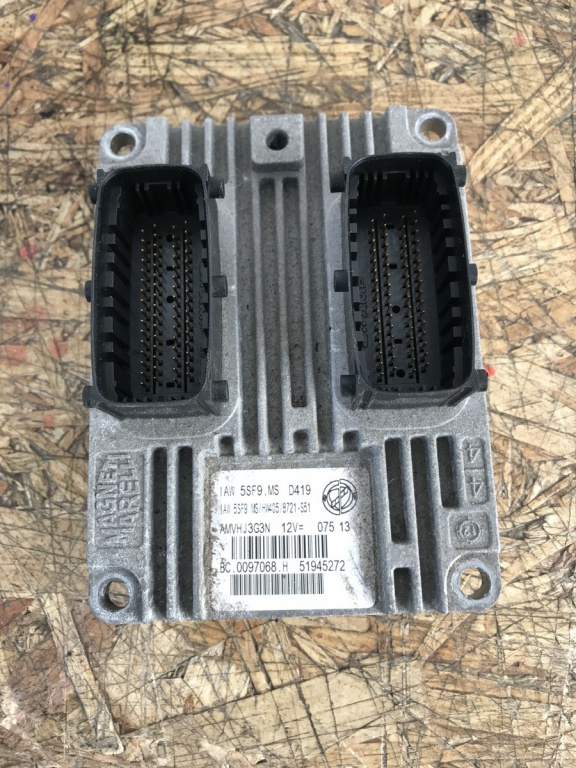Ecu calculator motor Fiat 500 1.2 benzina 2013 coupe 2013 (51945272)