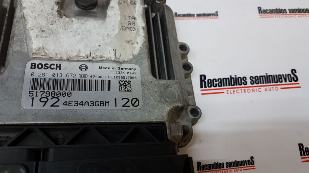 ECU Calculator Motor FIAT STILO 0 281 013 672 / 0281013672 / 51798000 / 192 4E34A3GBM 120 / 1924E34A3GBM1200 281 013 672 / 0281013672 / 51798000 / 192 4E34A3GBM 120 / 1924E34A3GBM120