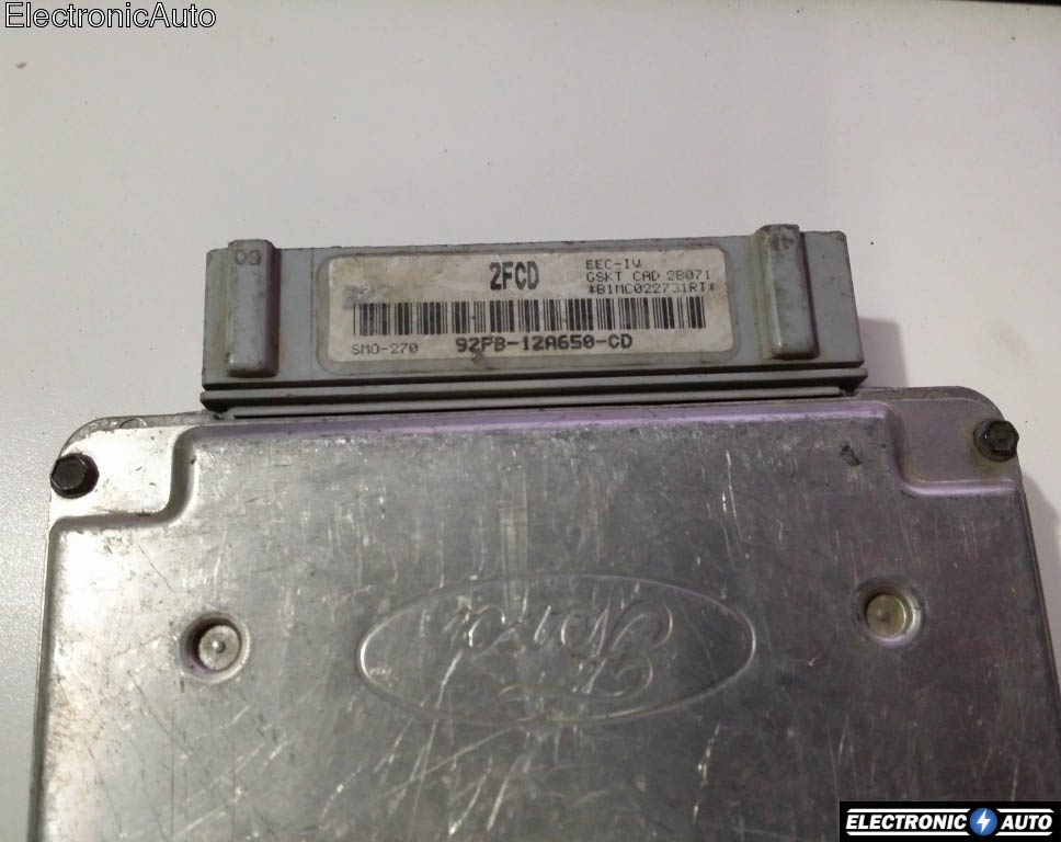 ECU Calculator motor Ford Escort 1.8 92FB12A650CD, SMO270