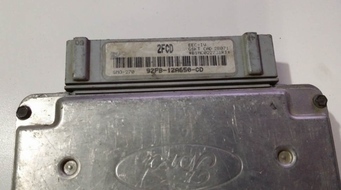 ECU Calculator motor Ford Escort 1.8 92FB12A650CD, SMO270