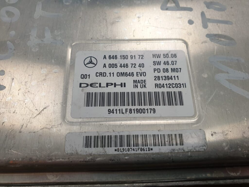 ECU Calculator motor Mercedes C2202.2CDIA6461509172, A0054467240
