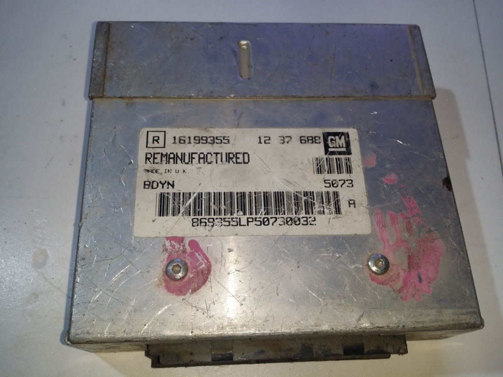 ECU Calculator motor Opel Corsa 16199355