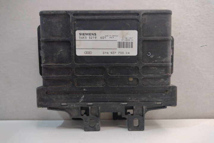 ECU Calculator Motor Siemens 01N927733CN Volkswagen VW Passat B5 [1996 - 2000]