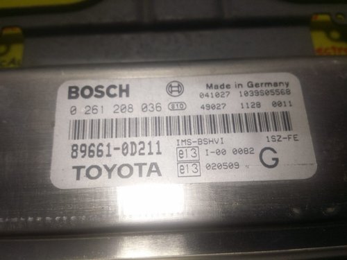 ECU Calculator motor Toyota Yaris 0261208036, 89661-0D211