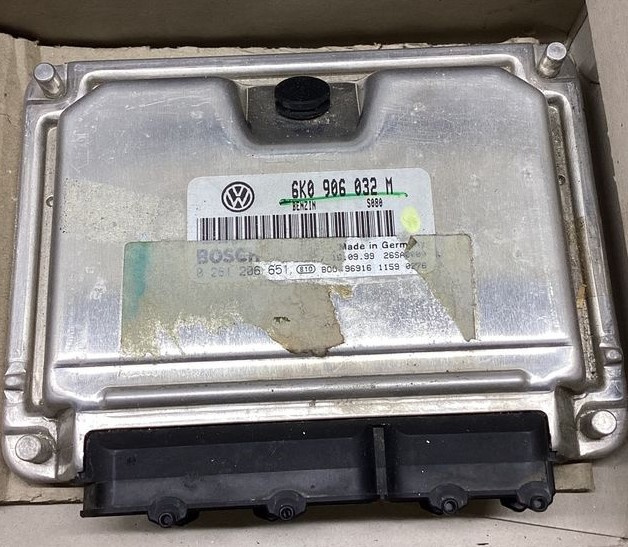ECU Calculator motor VOLKSWAGEN CADDY, 0261206651, 6K0906032M,