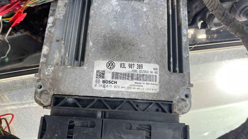 ECU Calculator Motor Volkswagen Passat CC 2.0 TDI CBAB 2008 - 2012 Cod 03L907309 0281015029 [C3890]