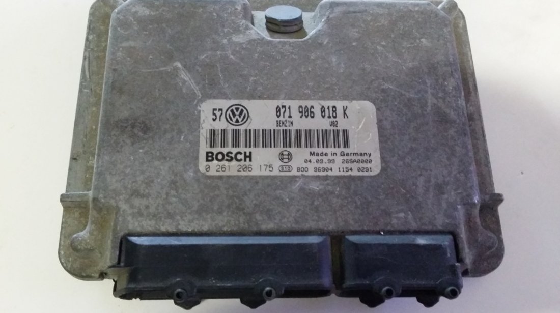 ECU Calculator motor VW Bora 2.3 0261206175 M3.8.3 AGZ