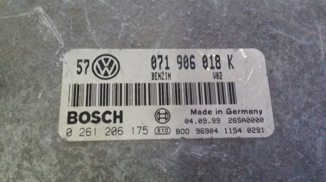 ECU Calculator motor VW Bora 2.3 0261206175 M3.8.3 AGZ