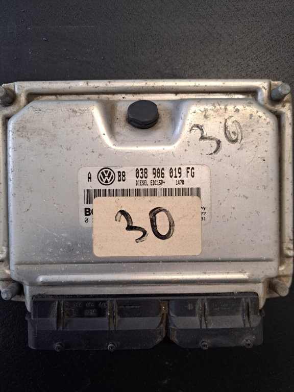 ECU Calculator motor VW Golf 4 - COD 038906019FG