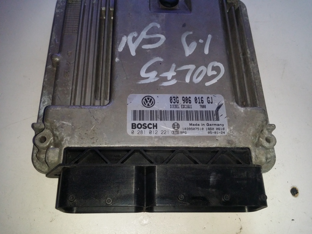 ECU Calculator motor VW Golf5 1.9SDI 0281012221