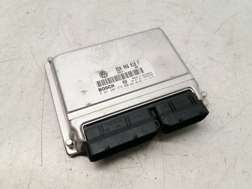 ECU Calculator motor Vw Passat 0261204875, 8D0906018F