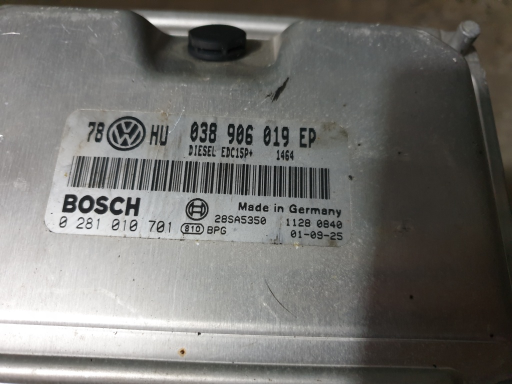 ECU Calculator motor VW Passat 1.9 tdi 0281010701 038906019EP