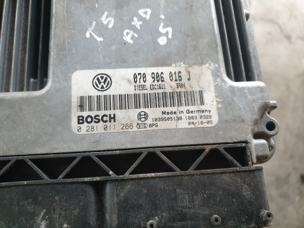 ECU Calculator Motor VW T5 2.5 tdi 070906016J
