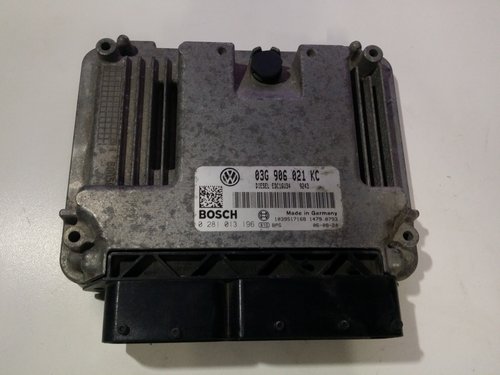 ECU Calculator motor VW TOURAN 1,9 tdi 0281013196