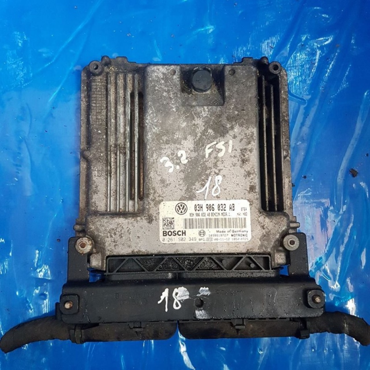 Ecu cod 03h906032ab vw passat b6 3.2 fsi axz blv 250 cai