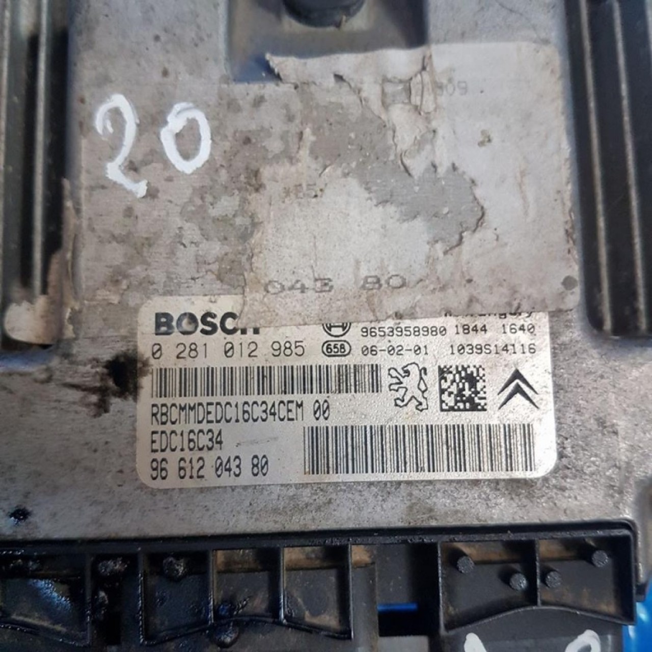 Ecu cod 9661204380 0281012985 peugeot 207 1.6 hdi