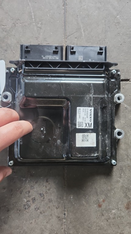 ECU Volvo S60 T3 1.5 B4154T4 2018 Cod : 31459244