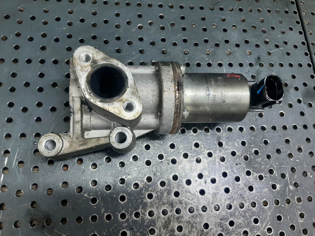Egr 1.6 crdi 1.4 crdi hyundai ix20 accent 4 kia ceed rio 3 28410-2a300