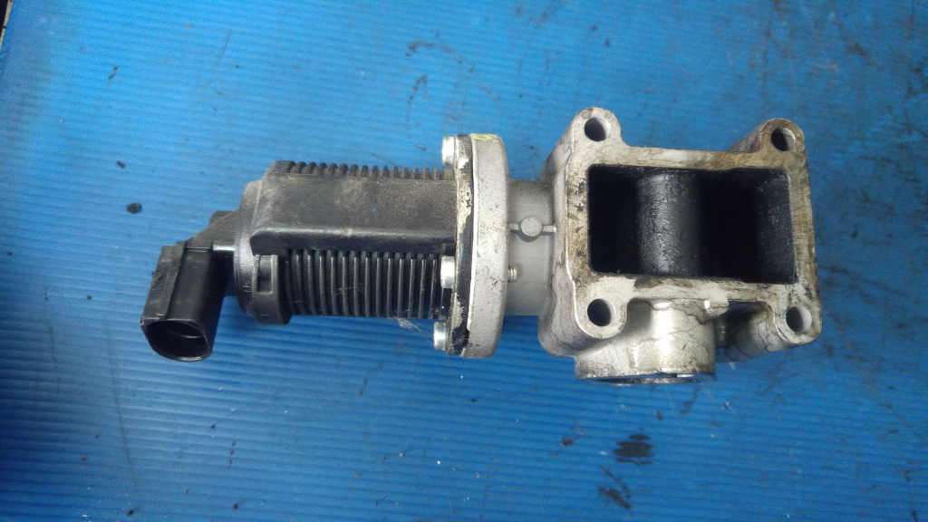 Egr 1.9 jtdm 939a2000 alfa romeo 159 fiat croma 55204250
