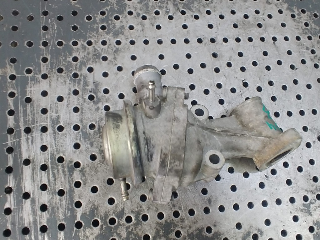 Egr 271952 1.8b mercedes c-class w204 a0021406260
