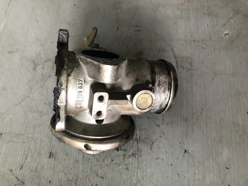 Egr cu clapeta 1.9 tdi vw golf 4 polo 9n skoda octavia audi a3 038129637