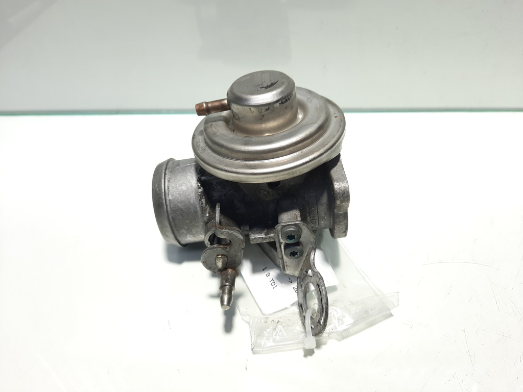 EGR cu clapeta, cod 038131501AQ, VW Passat (3B2), 1.9 TDI, AVB