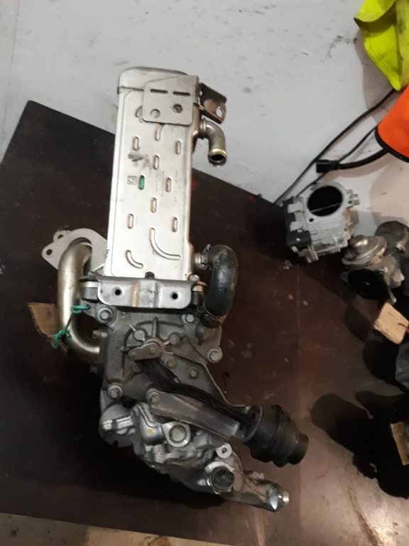 EGR cu racitor Mercedes E-Class W212 2012