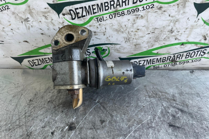 EGR electric 036 131 818 Volkswagen VW Golf 4 [1997 - 2006] Hatchback 5-usi 1.4 MT (75 hp)