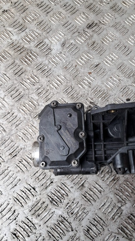 EGR Mercedes C-class w205 1.6 BlueTec/d cod motor om626951 an 2016 cod 147100789R / 8201068965