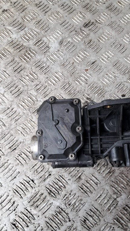 EGR Mercedes C-class w205 1.6 BlueTec/d cod motor om626951 an 2016 cod 147100789R / 8201068965