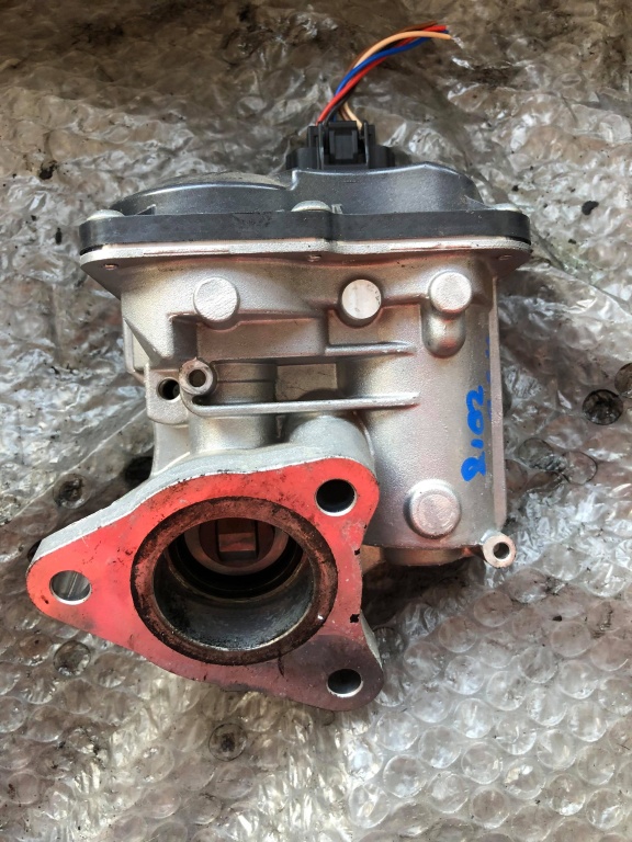 Egr nissan qashqai juke 1.5 d dupa 2013 147109913r